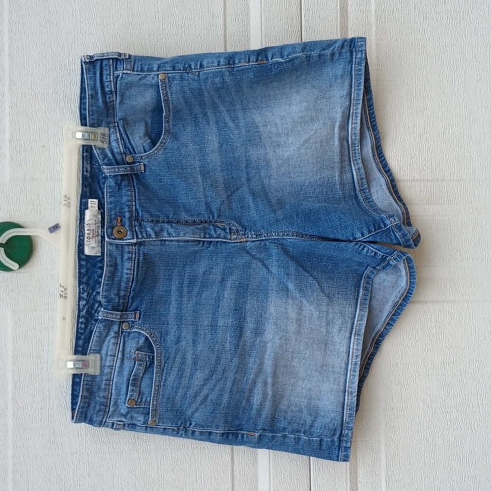 Torrid First At Fit Blue Cotton Denim Stretch Jeans Jean shorts size 22 NWOT